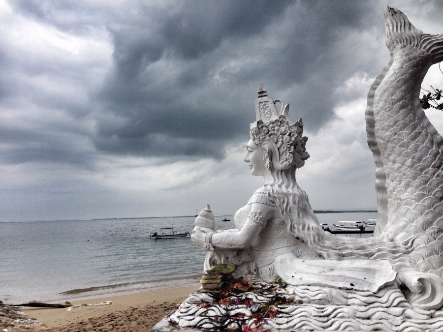 mermaid sculpture puri santrian hotel sanur by the sea